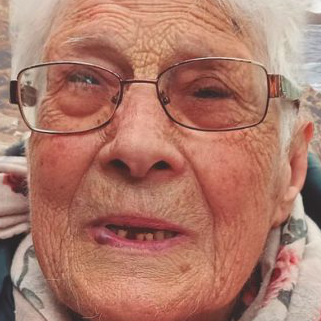 Amelia Casas Hernandez